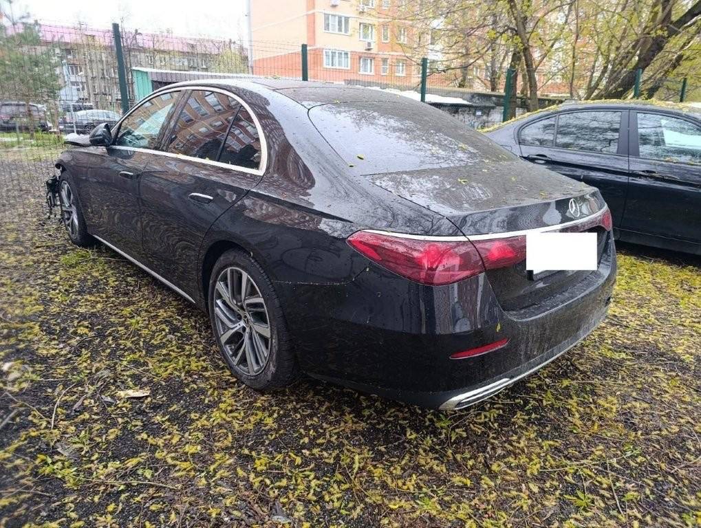Mercedes-Benz E-Class 2024