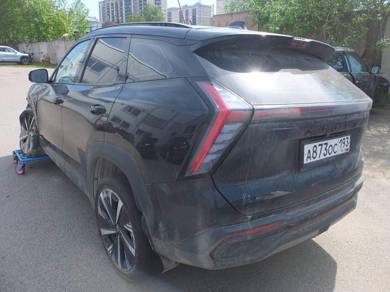 Geely Atlas 2024